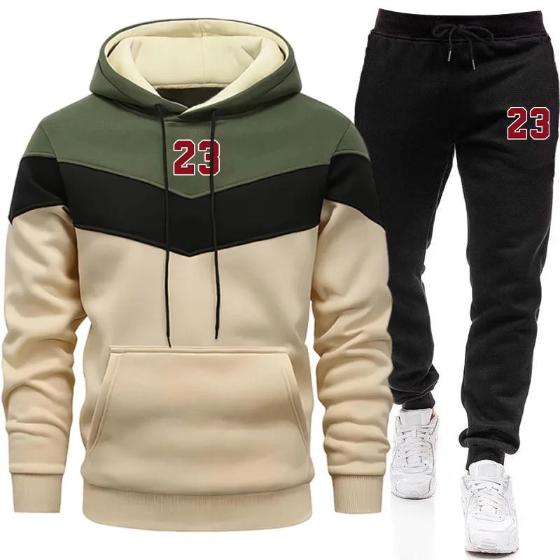 Nuova Tuta Sportiva da Uomo, F - Winter Clothes recensione e prezzo
