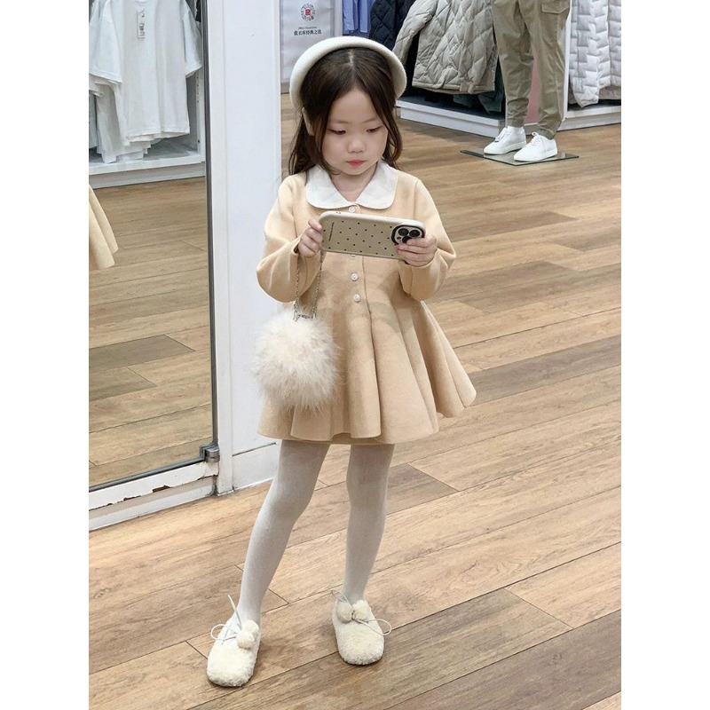 Abbigliamento per bambini core - Yellow Winter Clothing recensione e prezzo