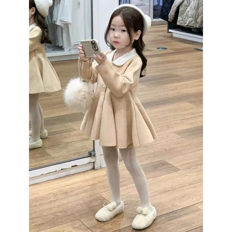 Abbigliamento per bambini core - Yellow Winter Clothing recensione e prezzo