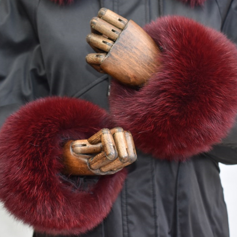 Polsini in pelliccia di volpe  - Winter Clothing Essentials recensione e prezzo