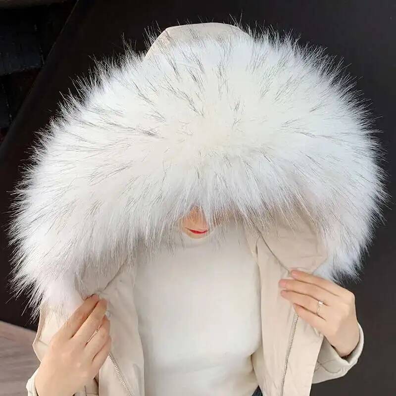 Collo in pelliccia sintetica s - Winter Clothing Essentials recensione e prezzo
